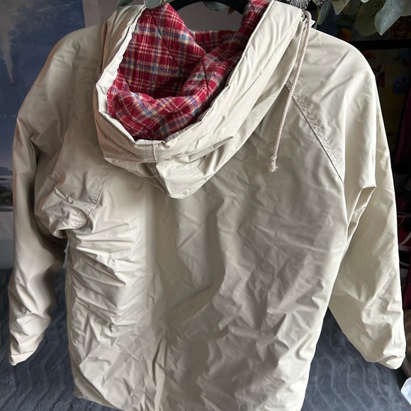 💗tan and flannel jacket - Picture 3 of 7